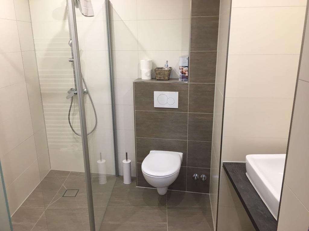 Boardinghouse Alte Bank Hotel Wollstein Ngoại thất bức ảnh