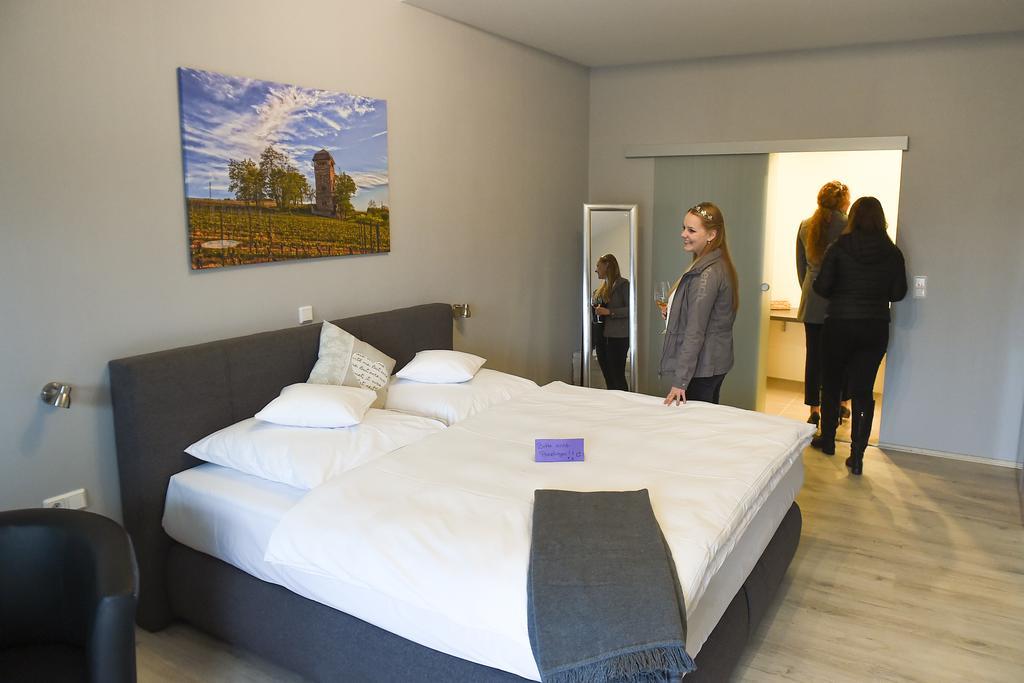 Boardinghouse Alte Bank Hotel Wollstein Ngoại thất bức ảnh
